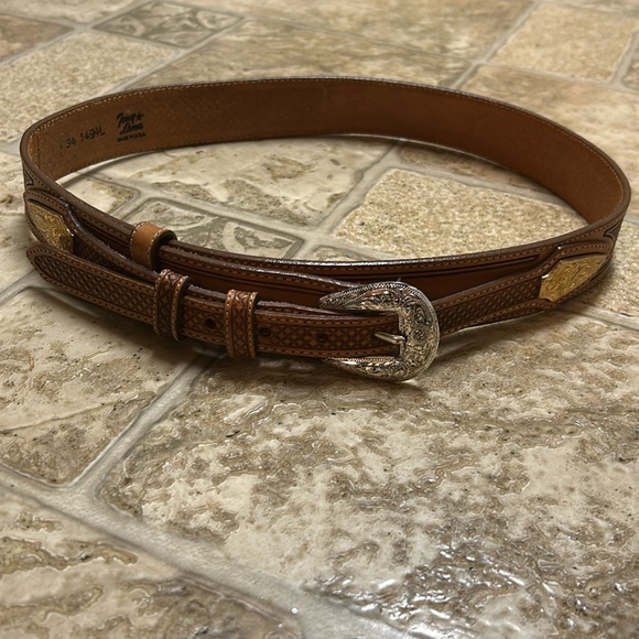 Tony Lamas Leather Belt NWOT main image 6